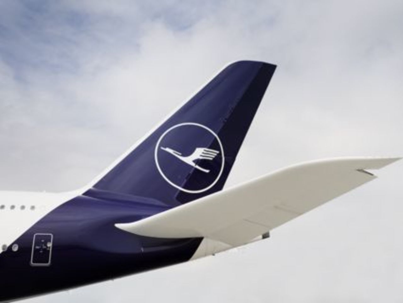 Lufthansa Flugzeug Logo